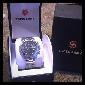 Men’s Swiss Army officer 1884 chrono
